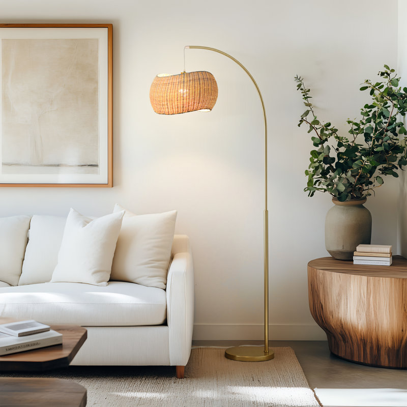 Lampe sur pied arquée avec abat-jour en osier beige 78 po Wave, finition dorée, ampoule DEL incluse, style Mid-Century moderne et bohème