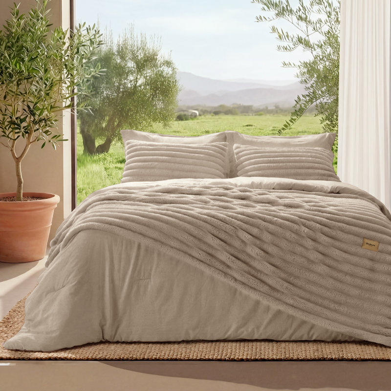 Bedsure King 2-in-1 Comforter Set with Detachable Fluffy Blanket – Beige SnapTech Design Bed-in-a-bag, All-Season Bedding Set(Set of 6)