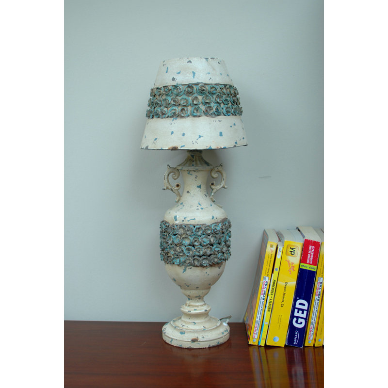 Nostalgia Metal Lamp