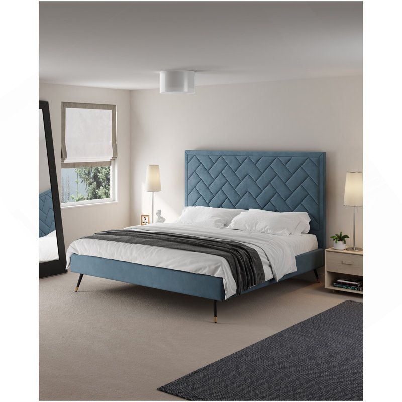 Très grand lit tapissier en velours bleu Crosby, Bleu, Très grand lit