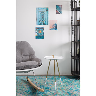 Klar Side Table