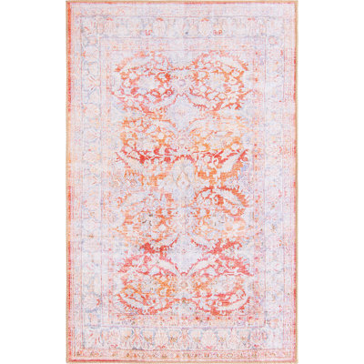 Tapis traditionnel rouge Mcclamma