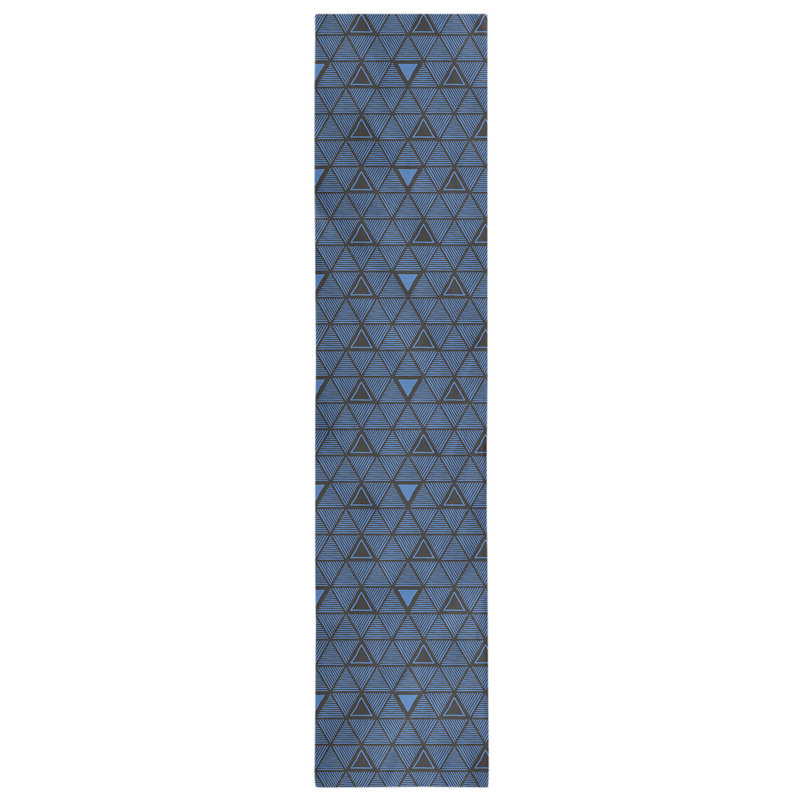 Chemin de table à triangles dessinés à la main Classic, 16 po x 72 po, Bleu/noir