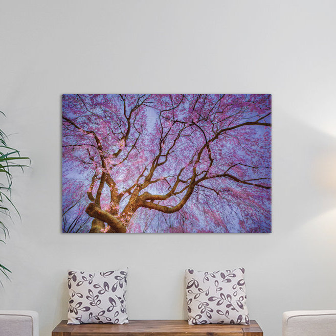 « weeping cerise » par natalie mikaels, peinture sur toile tendue, H 18 po x l 26 po x P 1,5 po, Toile tendue, Pas de tapis