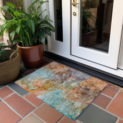Tapis intérieur / extérieur Killingly avec envers antidérapant