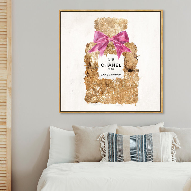 Pure Gold Dust Scent Fashion par Oliver Gal - impression encadrée sur papier encadré, Encadrement doré