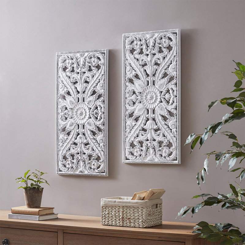 Traditional Plants & Flowers Wall Decor on Wood, White