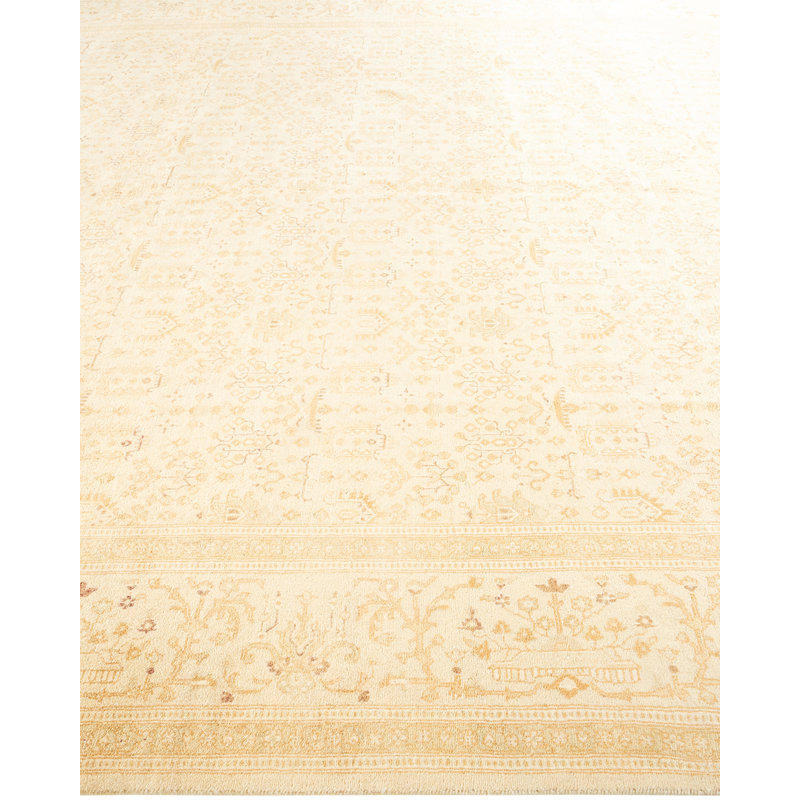 Classic One-of-a-Kind 7' 10" X 9' 10" Hand Knotted Area Rug