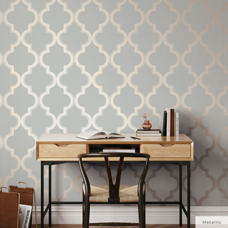 Oliveira 16.5' L x 20.5" W Peel and Stick Wallpaper Roll, Midnight & Metallic Gold