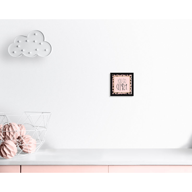 Sassy 1, H 9 po x l 9 po x P 1,19 po, Encadré de boîte noir