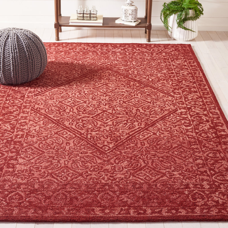 Balyeet Hand Tufted Wool/Cotton Oriental Rug in Red, Rectangle 4' x 6'