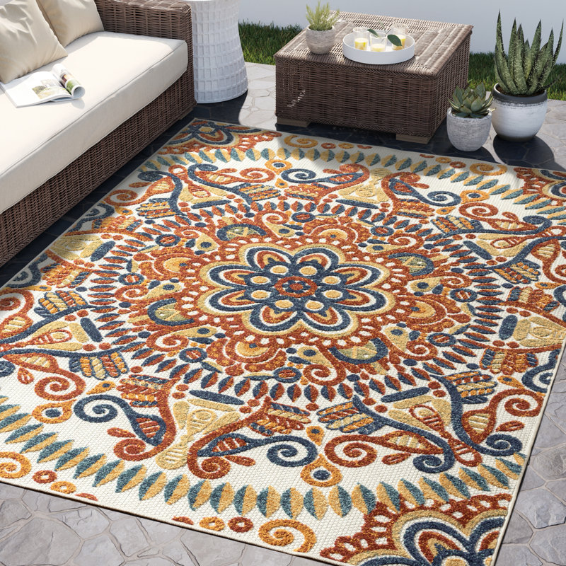 Inso Abstract Indoor / Outdoor Rug, Rectangle 4' x 6'