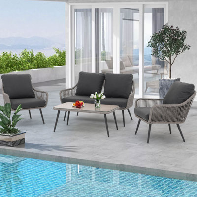 4-person Outdoor Seating Group With Cushions