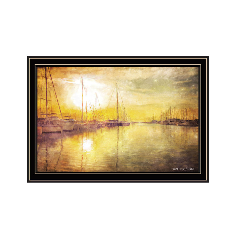 «Yellow Sunset Bateaux In Marina», reproduction d'art encadrée noire