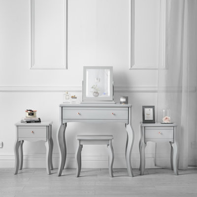 Chilverton Dressing Table with Mirror