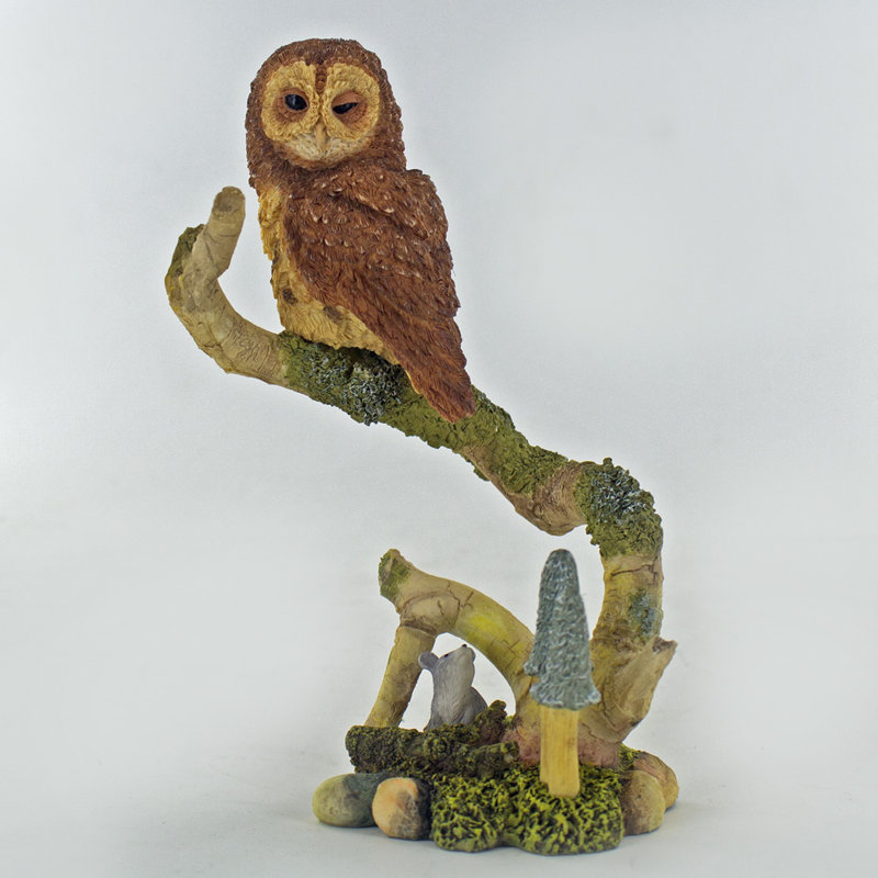 Lugenia Figurines & Sculptures