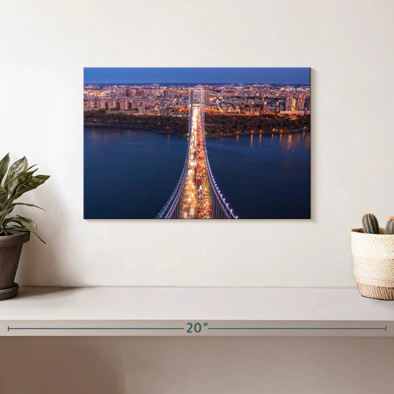 Kavia Mackinac Bridge Bustle, 8" H x 12" W