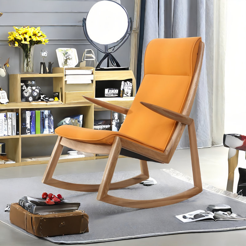 Chaise berçante en bois massif