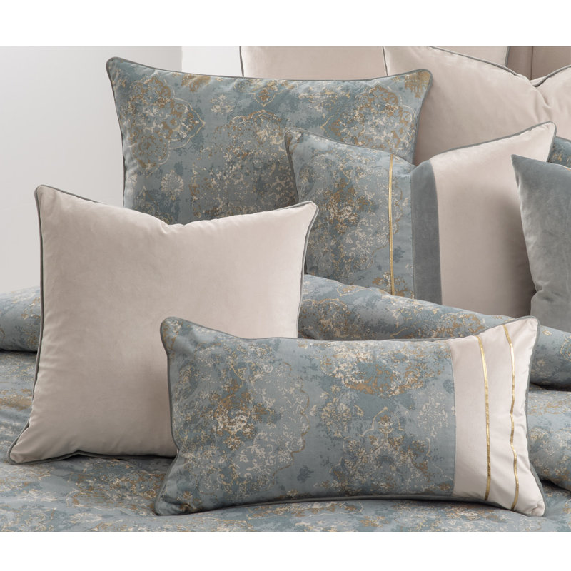 Debonair Polyester Velvet Damask Comforter, King Comforter + 5 King Shams + 4 Throw Pillows
