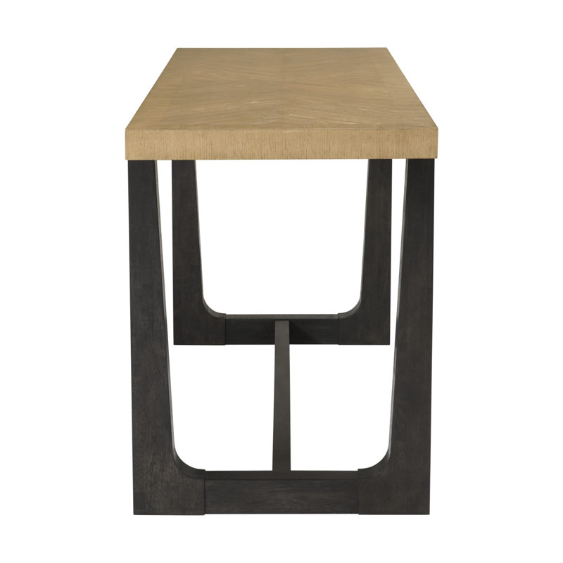 Table carrée et caramel