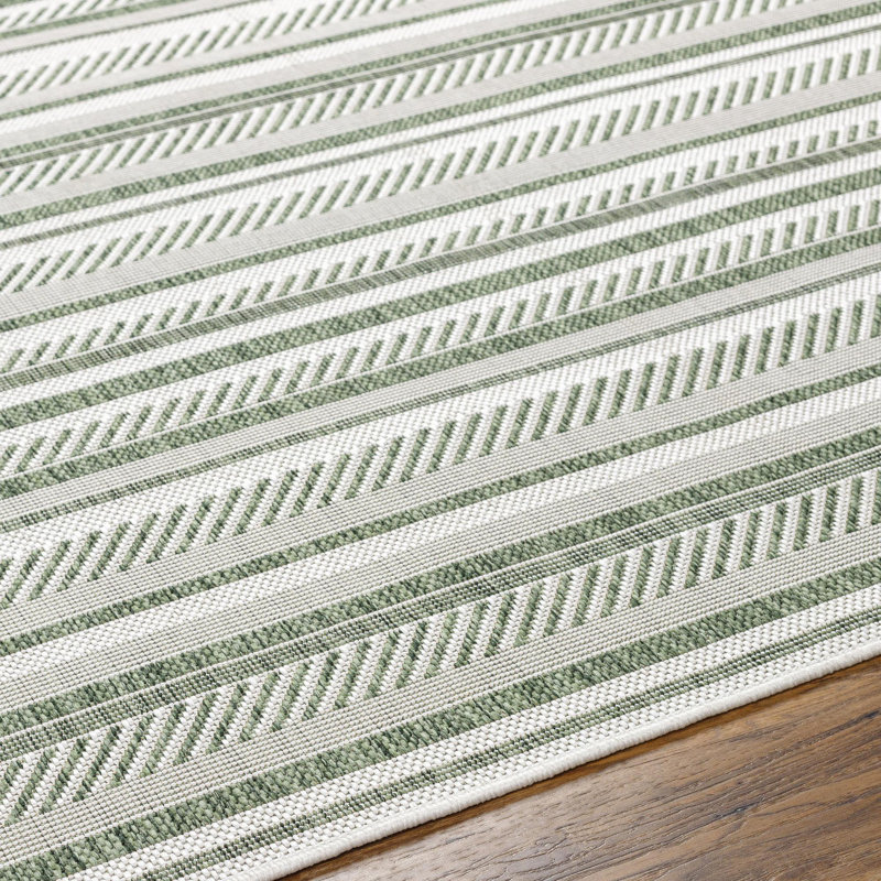 Tapis intérieur / extérieur tissé à la machine Granby, Rond 5 pi 3 po