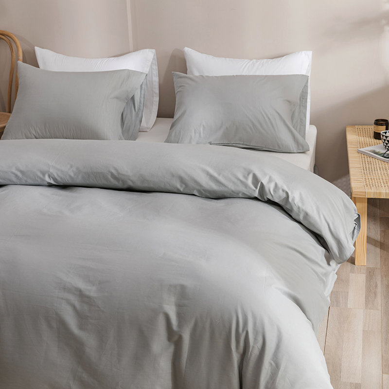Wellboo 2 Pieces Pillowcases Standard Envelope Closure Pillowshams Pack of 2, Silver Gray, 20inX26in