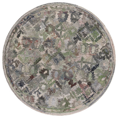 Antkeo 126 Area Rug In Green / Beige