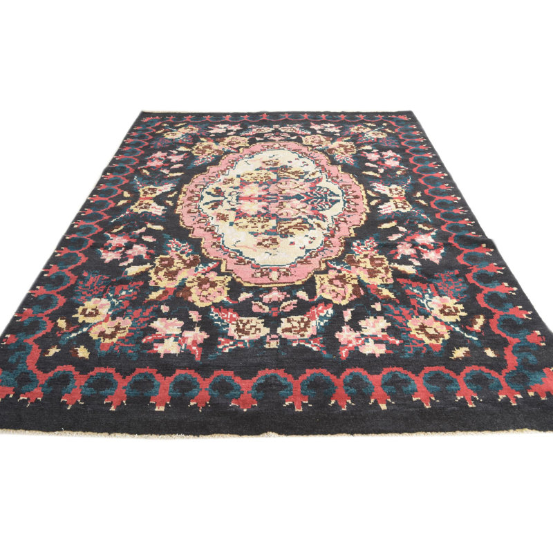 Iniguez Black Rug