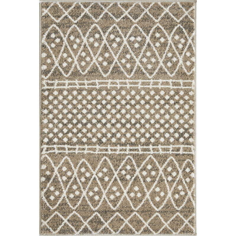 Aqiilah Performance Geometric Indoor Rug, Rectangle 2' x 3'