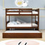 Lit superposé double au-dessus d'un lit double avec lit gigogne simple-596806175