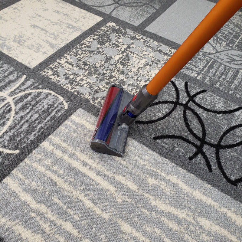 Tapis gris à motif géométrique Blandi, Rectangle 3 pi 3 po x 5 pi