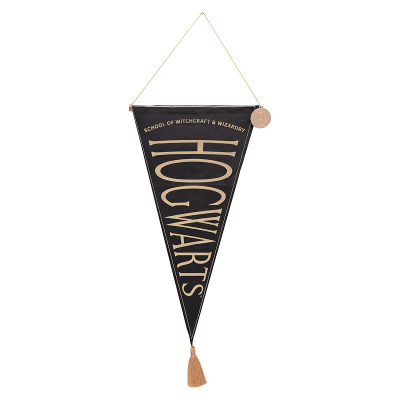 Warner Bros Alumni Hanging Banner Hogwarts