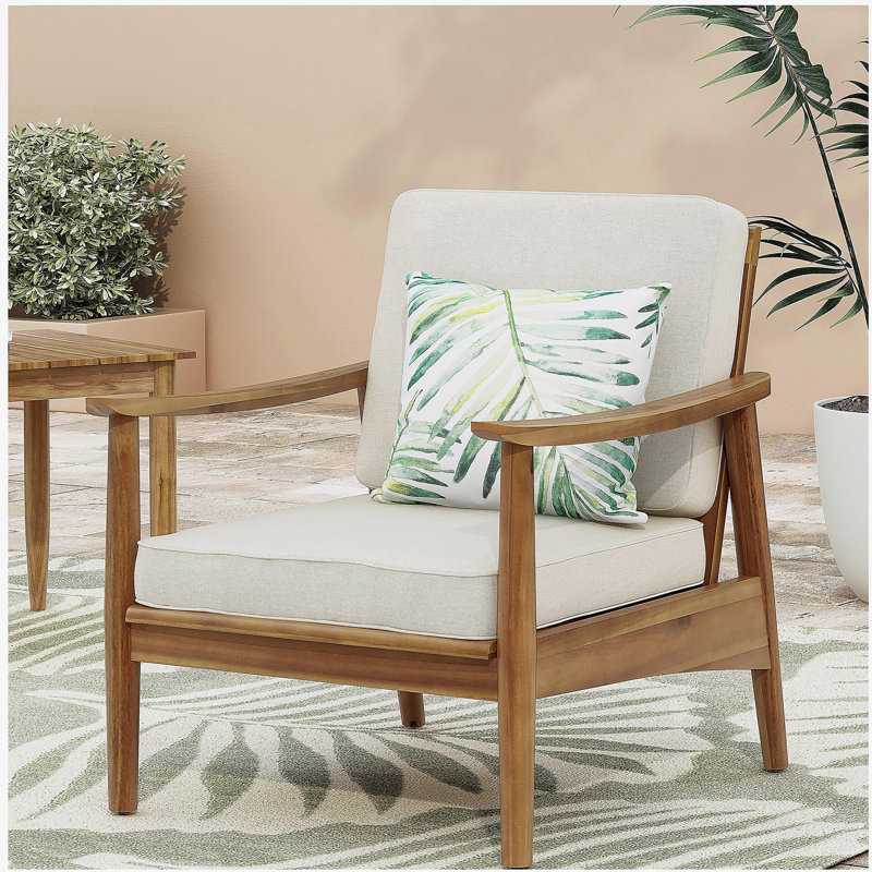 Simple and elegant, simply decorated chair