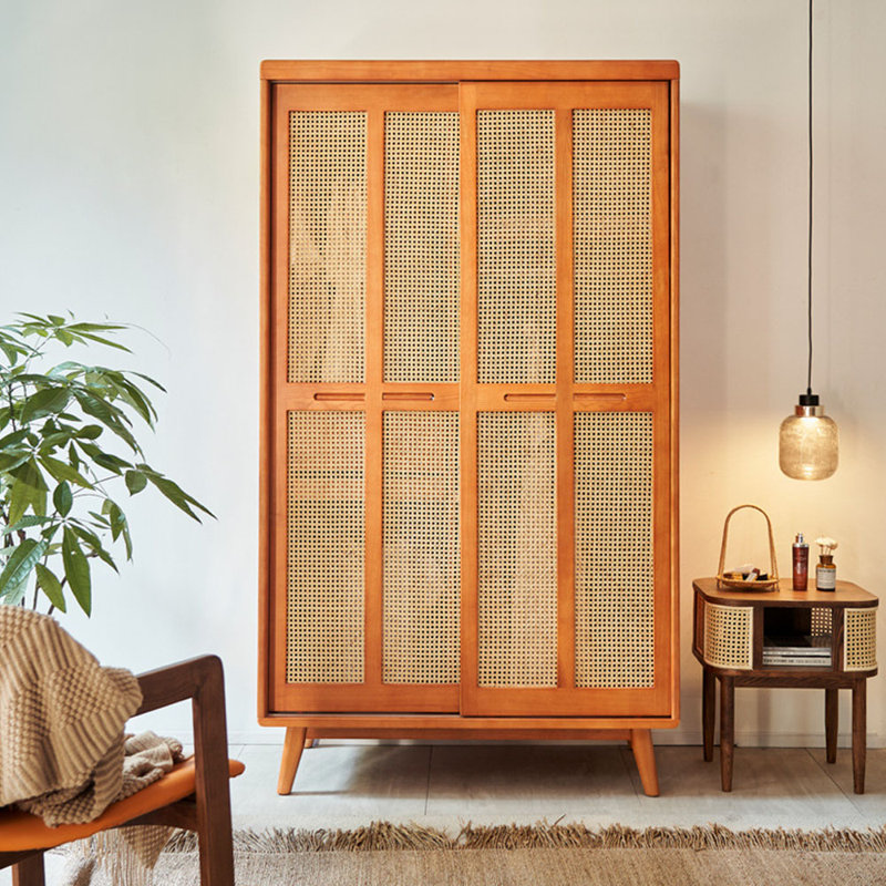 Armoire d'appoint en rotin