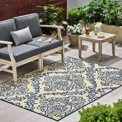 5'3" X 7' Polypropylene Rug In And For Outdoor, Rectangular, Loop Pile Weaving Outdoor End Table Area Rug, 7',