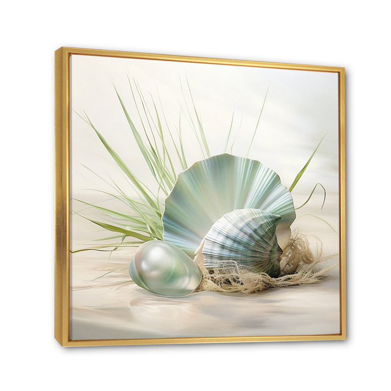 Clam Underwater Serenity - Animals Wall Art Prints, 30" H x 30" W, Cadre flottant doré