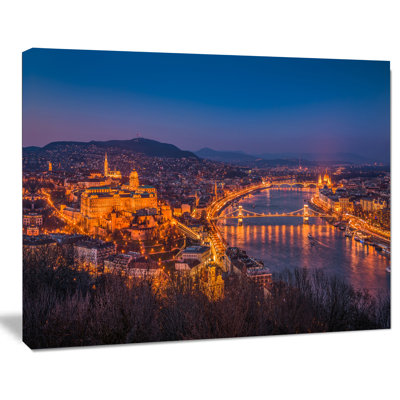 «Night View of Budapest City», reproduction de photo sur toile tendue