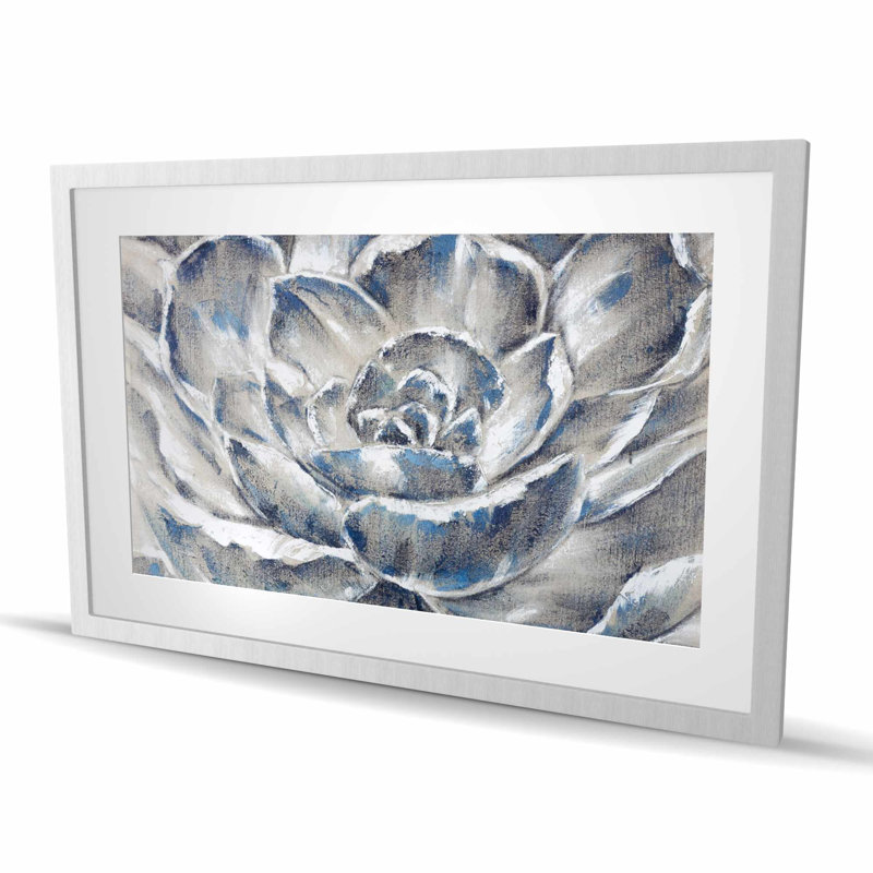 Fleur grise et bleue | Reproduction encadrée matte pour la décoration intérieure, Argent argent, H 24 po x l 36 po