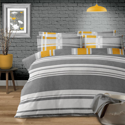 Striped Duvet Cover Set with Pillowcases Included