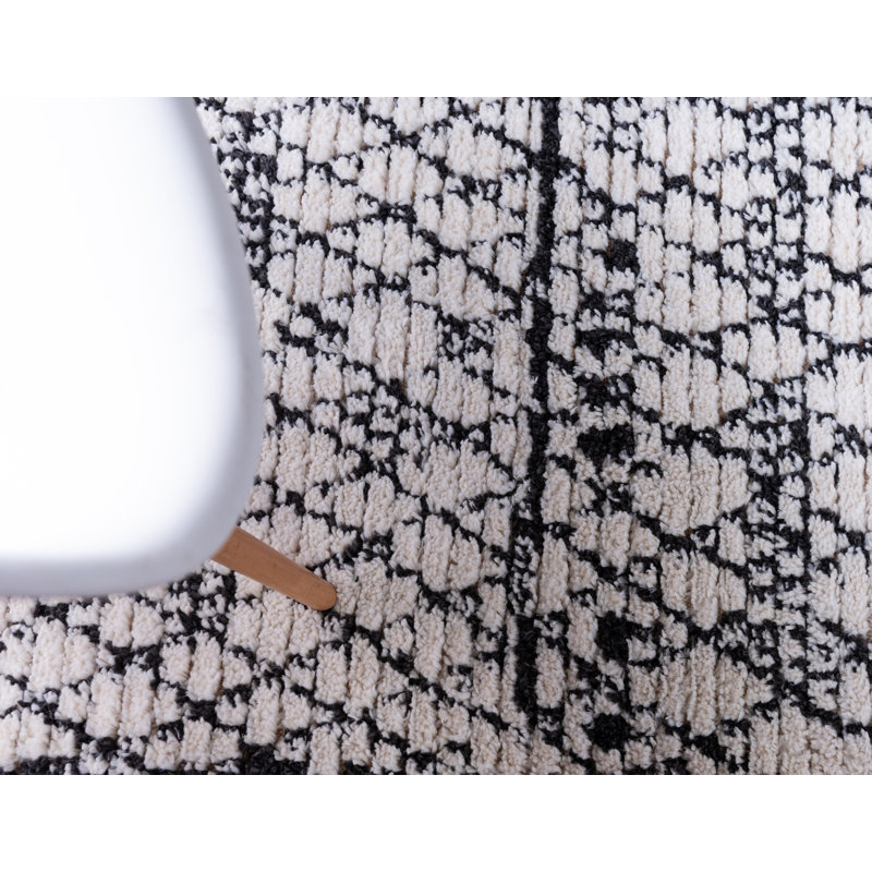 Juliet Geometric Indoor Rug, Round 4'1"