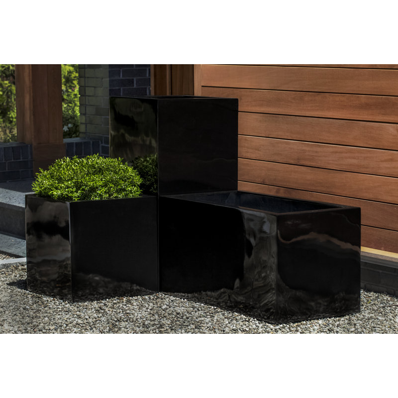 Sandal Handmade Planter, 23.5" H x 8" W x 8" D, Glossy White