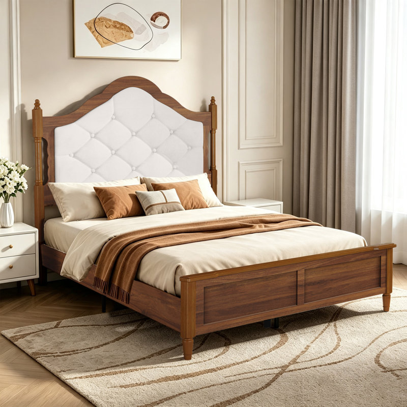 Lit plateforme en bois avec tête de lit capitonnée French French, Lit double