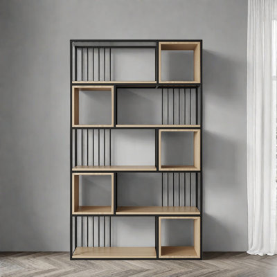 Une bibliothèque de style roman et artistique