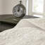 Couvre-lit réversible crème pour lit simple - Convient aux matelas épais - Coton prélavé - Garnissage pour un confort optimal - Comprend 2 taies d'oreiller élégantes - Grande taille - Texture douce - Design attrayant
