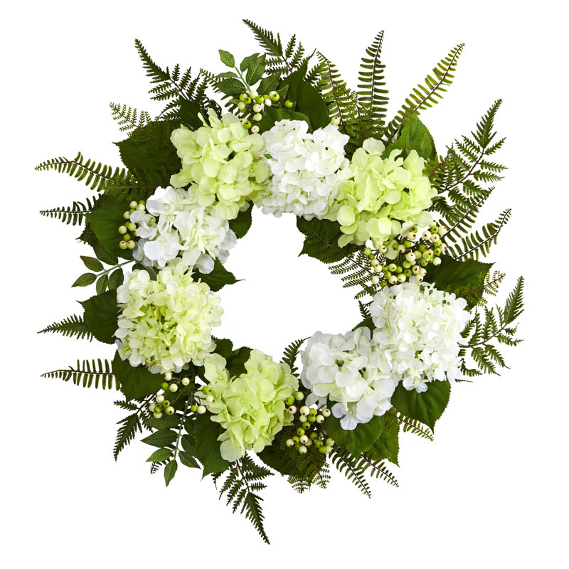 Faux Berry Plastic 24'' Wreath