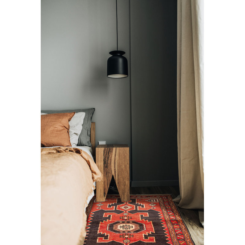 Tapis rouge Konya Anatolian 4 pi 3 po x 6 pi 8 po