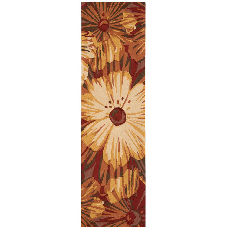 Lupe Floral Indoor Rug