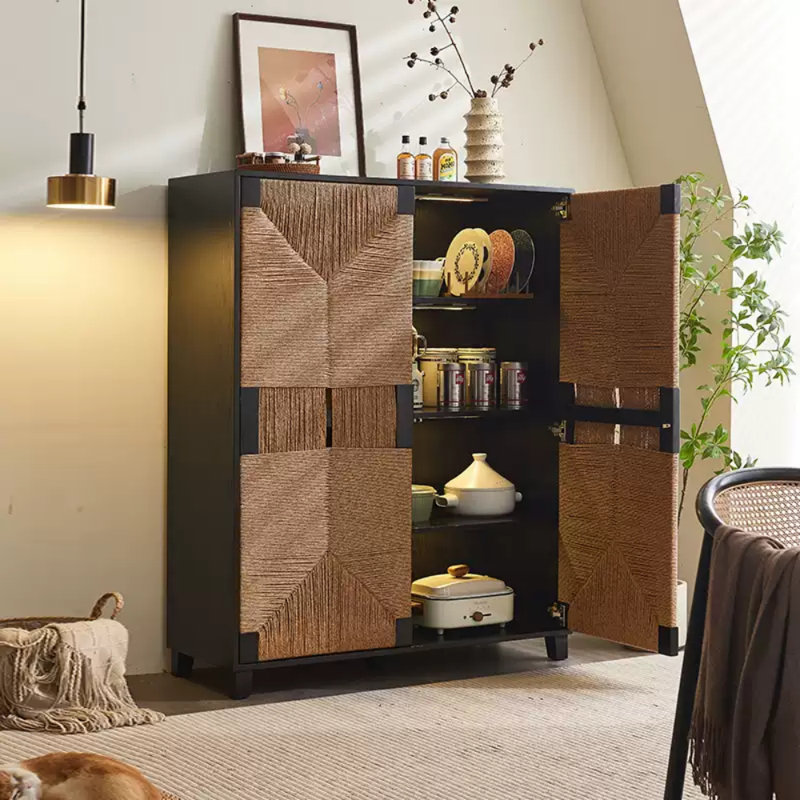 Caidenlee, Black