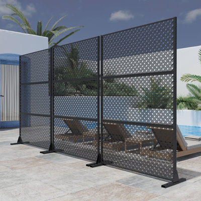 Outdoor Metal Privacy Screen