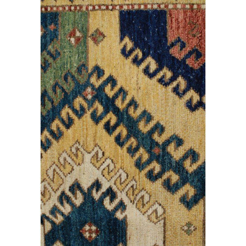 Borachalu III Wool Southwestern Area Rug in Brown/Gray/Beige